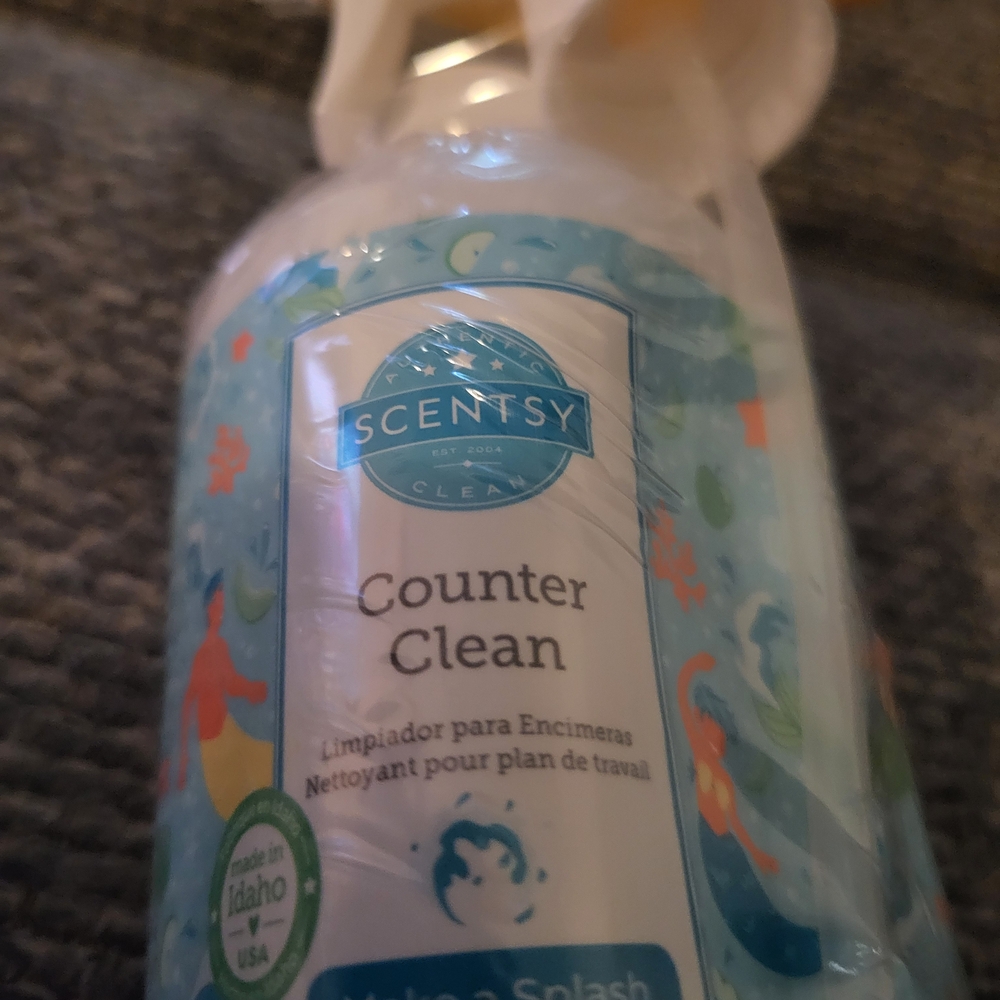 Scentsy Clean Counter Spray - Blue and White